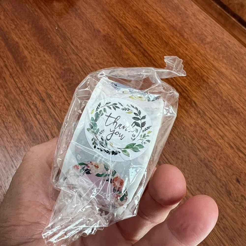 Roll of 500 Thank You Stickers For Packages